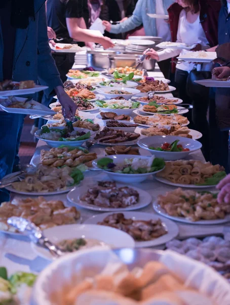 Mesa de comida de catering — Foto de Stock