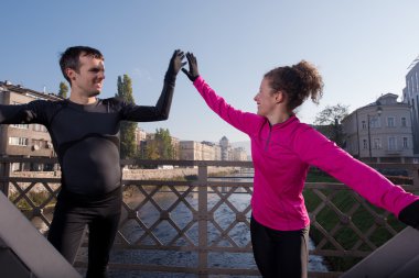 Çift jogging önce ısınma