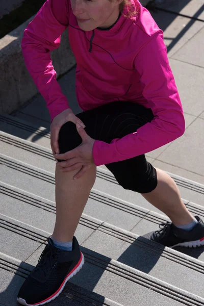 Runner knee injury — Stock Photo, Image