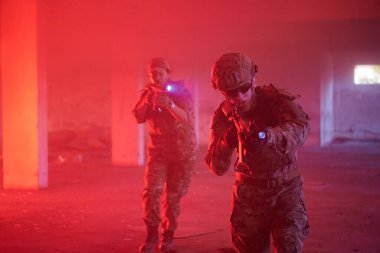 Hareketli şehir ortamında askeri birlikler