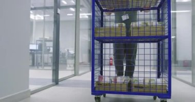 Banka kasasında para transferi