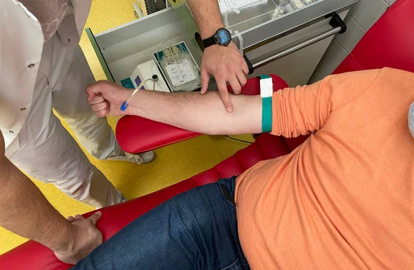 Primer Plano Enfermera Mano Recoger Muestra Sangre Para Diagnóstico Covid —  Fotos de Stock