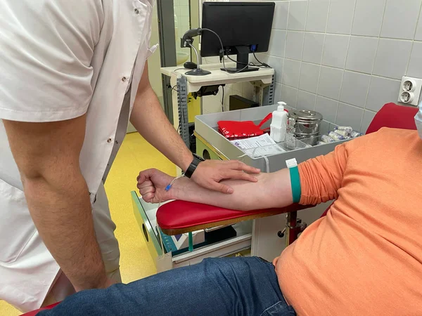 Primer Plano Enfermera Mano Recoger Muestra Sangre Para Diagnóstico Covid —  Fotos de Stock