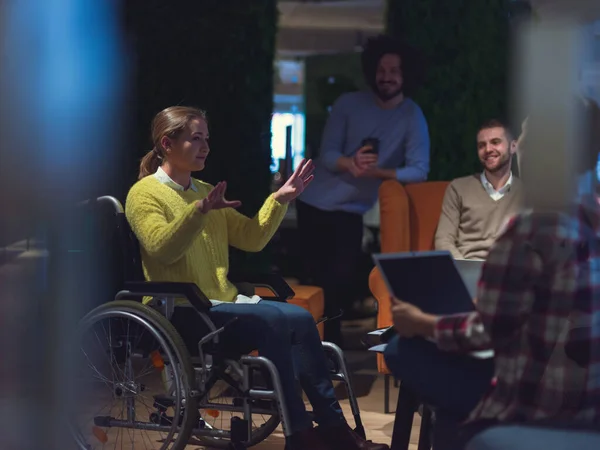 Disabled Businesswoman Wheelchair Having Meeting Diverse Business People Team Modern — Stock Photo, Image