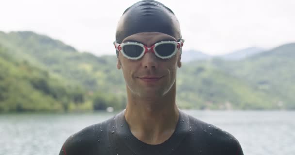 Triathlon Swimming Man Male Triathlete Swimmer Portrait Ocean Swim Workout — Stock Video