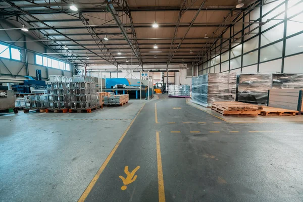 倉庫の眺め 輸送コンセプト 倉庫店のコンセプト 高品質の写真 — ストック写真