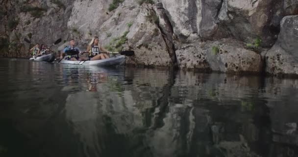 Kayak Rowing Slow Motion Kayaker Woman Man Kayaking Beautiful Landscape — Stock Video