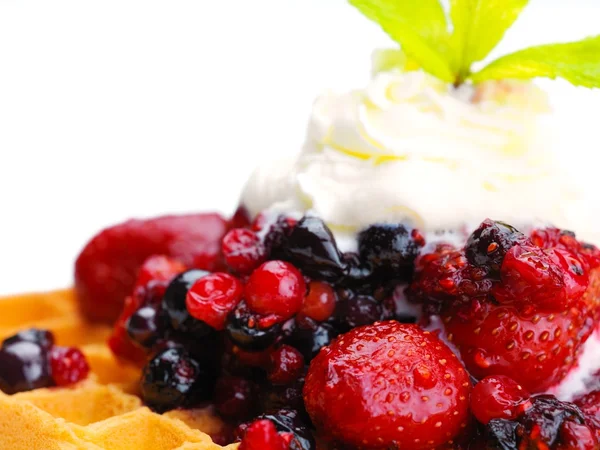 Crispy waffle with fruits — Stock Photo, Image