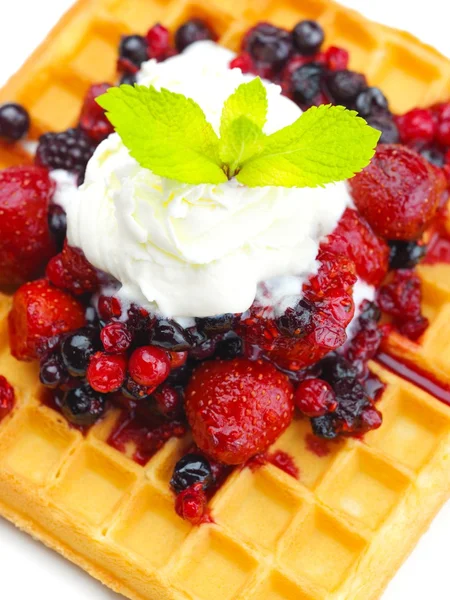 Crispy waffle with fruits — Stock Photo, Image