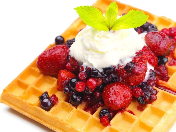 Crispy waffle with fruits — Stock Photo, Image