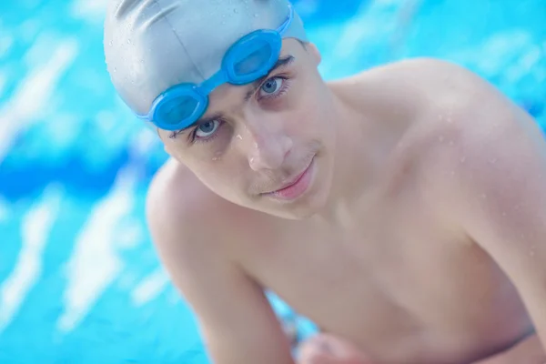 Young boy portrait at swimming pool — Stock Photo, Image