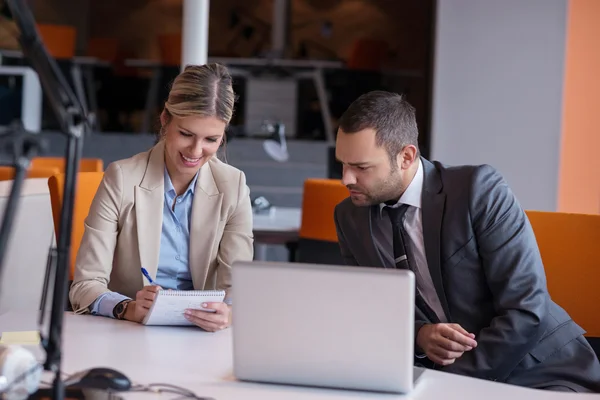 Business woman and man at office — Stock Photo, Image