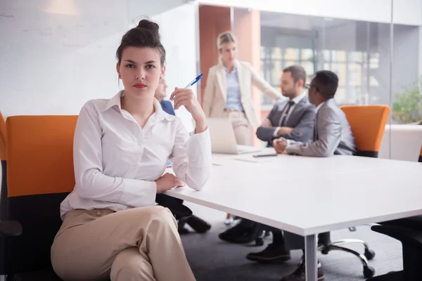 Mensen uit het bedrijfsleven, team op kantoor — Stockfoto