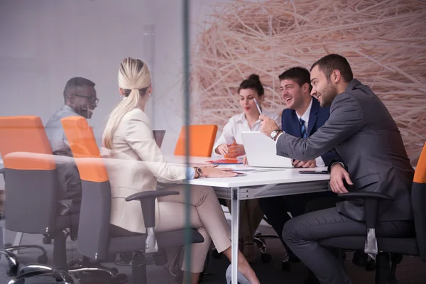 Mensen uit het bedrijfsleven, team op kantoor — Stockfoto