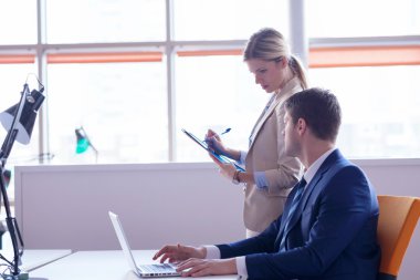 İş insanlar takım ofisi