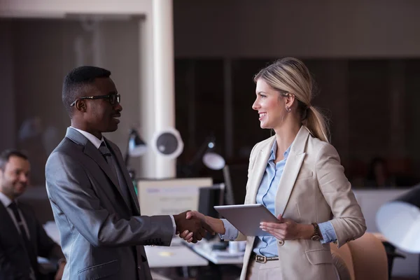 Gente de negocios, equipo en la oficina — Foto de Stock