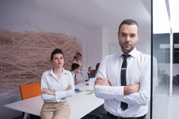 Uomini d'affari, team in ufficio — Foto Stock