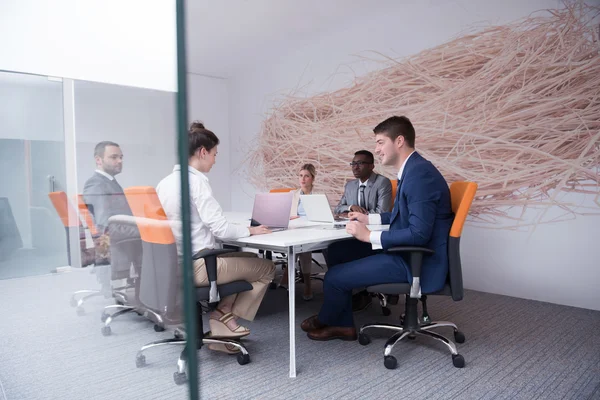 Geschäftsleute, Team im Büro — Stockfoto