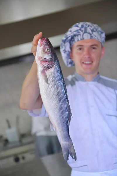 Chef holding big fish — Stock Photo, Image