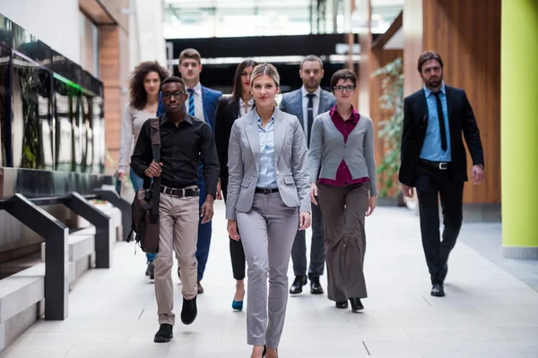 Team junger Geschäftsleute — Stockfoto