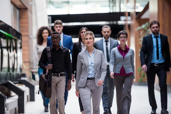 Team junger Geschäftsleute — Stockfoto