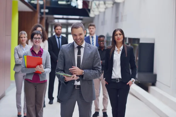 Team junger Geschäftsleute — Stockfoto