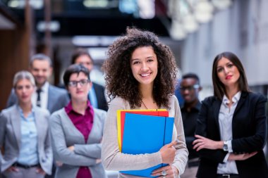 genç iş insanlar takım