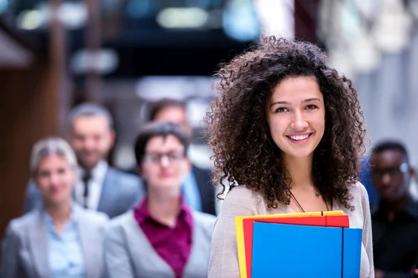 Équipe de jeunes entrepreneurs — Photo