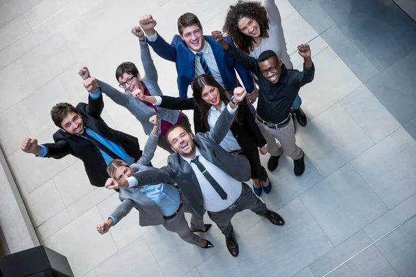 Equipo de jóvenes empresarios —  Fotos de Stock