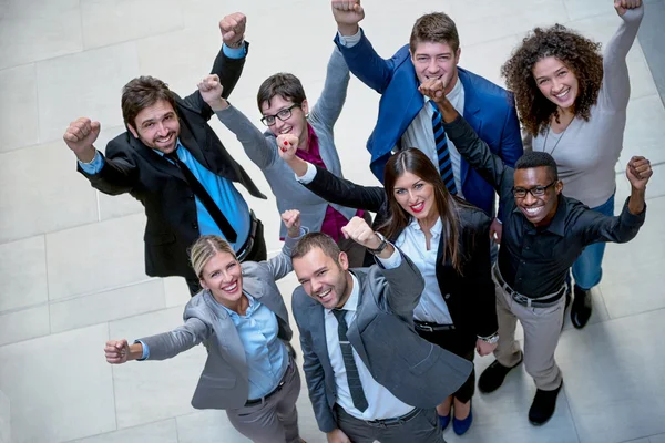 Equipa de jovens empresários — Fotografia de Stock