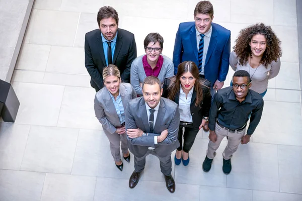 Equipo de jóvenes empresarios — Foto de Stock