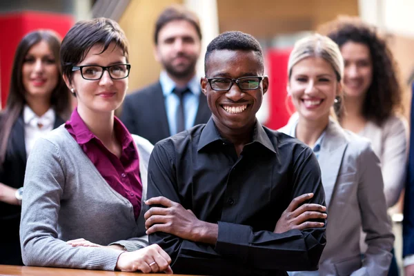 Team junger Geschäftsleute — Stockfoto