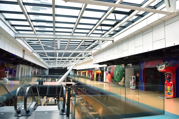 Shopping mall interior — Stock Photo, Image