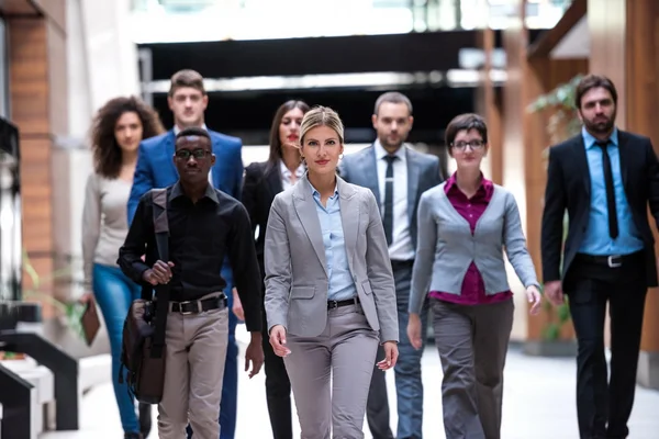 Jonge bedrijf mensen team — Stockfoto