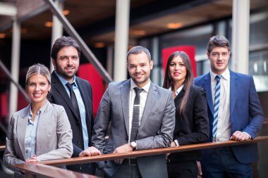 genç iş insanlar takım