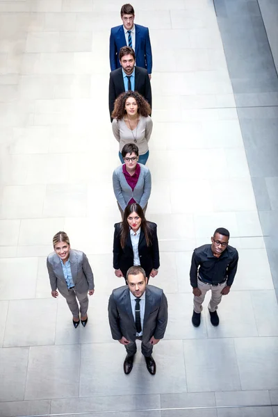 Equipo de jóvenes empresarios — Foto de Stock