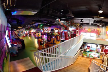 Bahçesi alışveriş merkezi