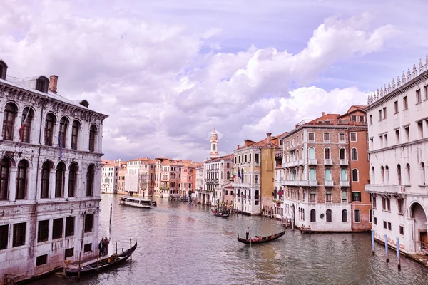 Venedig Italien vy med gondoler — Stockfoto