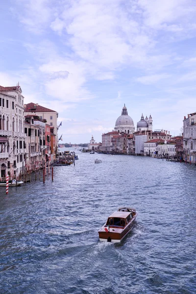 Venetië Italië weergave met gondels — Gratis stockfoto