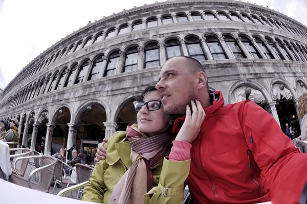 Pareja feliz en Venecia —  Fotos de Stock