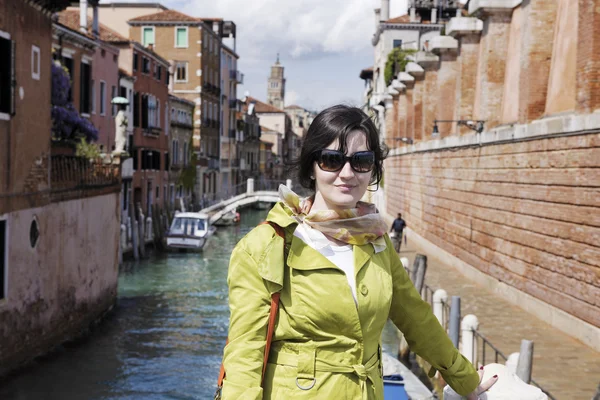 Hermosa mujer en Venecia —  Fotos de Stock