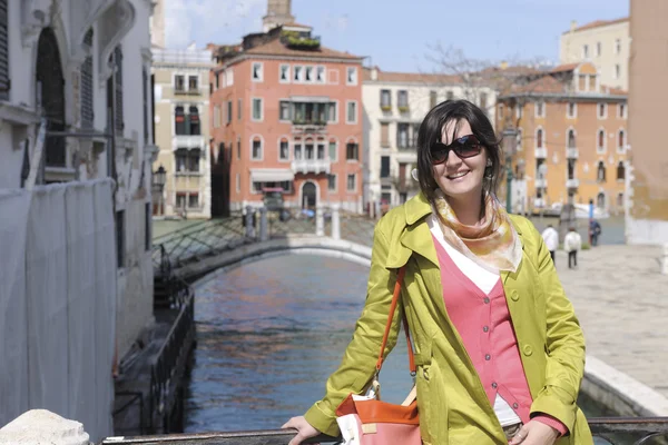 Bela mulher em Veneza — Fotografia de Stock