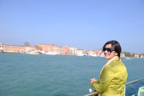 Bela mulher em Veneza — Fotografia de Stock