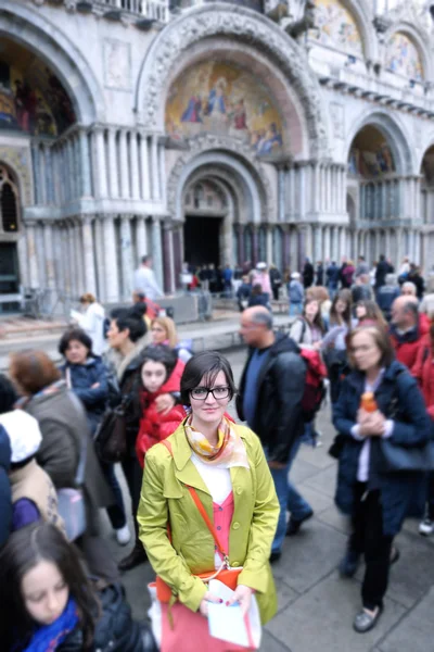 Beautiful woman in Venice — Stock Photo, Image