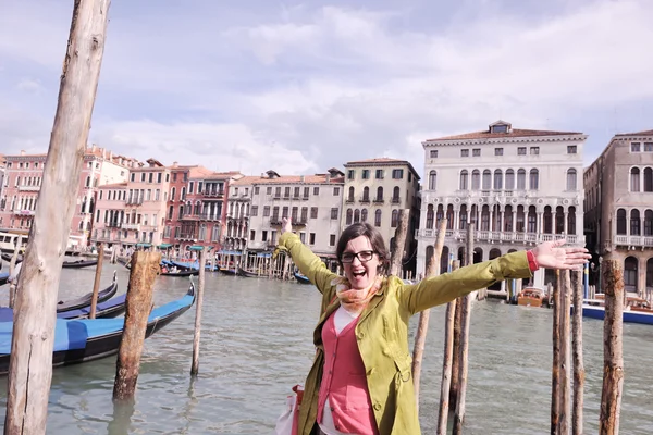 Bela mulher em Veneza — Fotografia de Stock