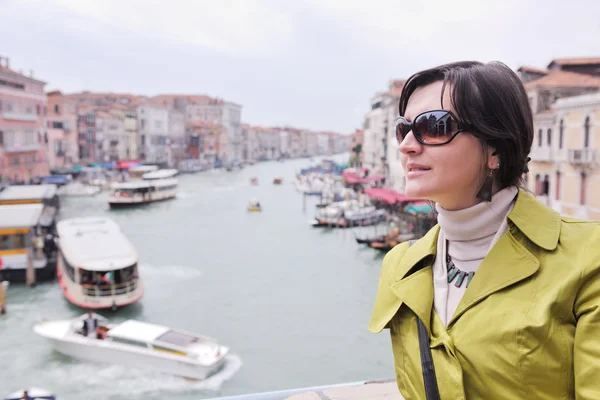 Beautiful woman in Venice — Stock Photo, Image