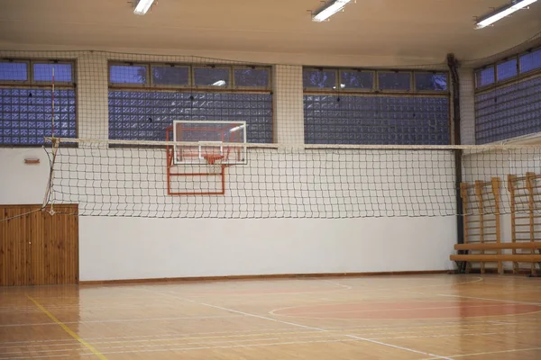 İlköğretim Okulu spor salonu kapalı — Stok fotoğraf