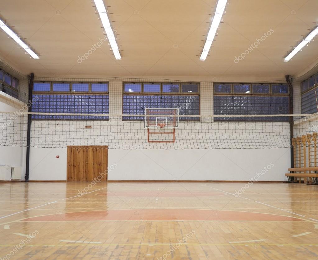 초등학교 체육관 실내 — 스톡 사진 © .shock #69270847, image size:1023x835