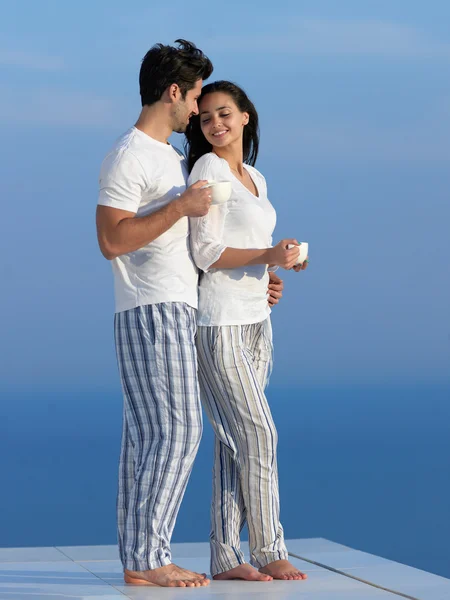 Happy young romantic couple — Stock Photo, Image