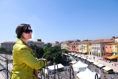 Turist kadın İtalyanca şehir verona